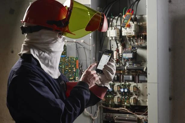 Pinza amperimétrica de CA/CC de verdadero valor eficaz con iFlex Fluke 378 FC Ref: 5111812